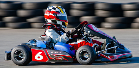 På billedet ses Noah Watt i sin Dino Kart på Københavns Gokartbane.